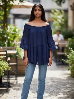 Romeo & Juliet Couture Peacoat Blue blouse.